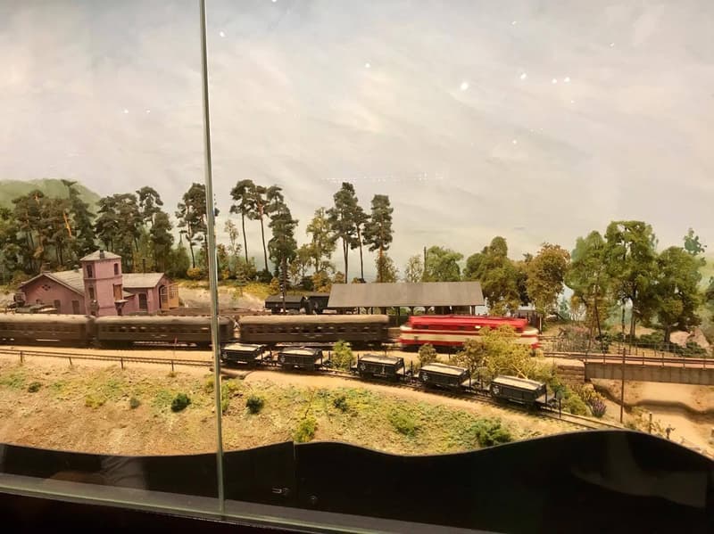 The Löylymäki miniature railway winds through Toy Museum Horseshoe.