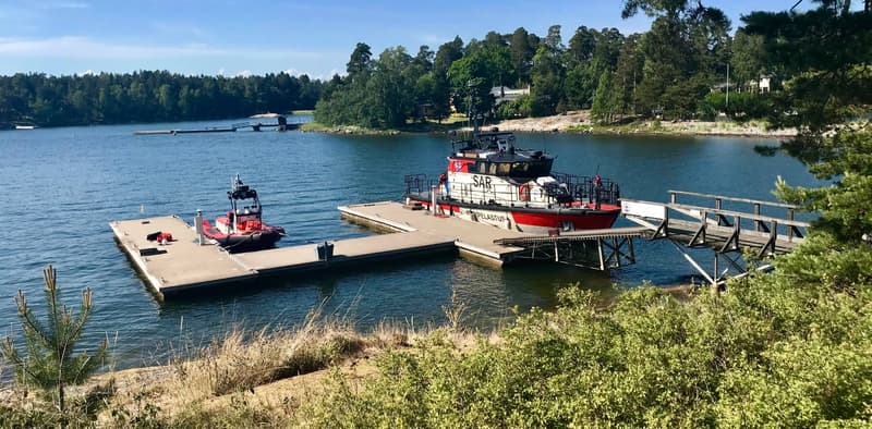 You can also see the Finnish Maritime Rescue Association's vessels at Matosaari.